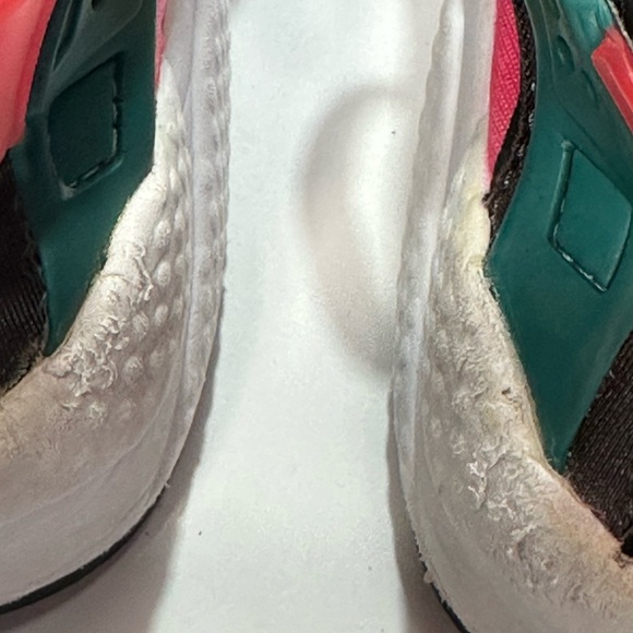 Nike Women's Pink and Black Sneakers - Picture 5 of 5